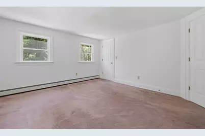 39 Beacon Street, Amesbury, MA 01913 - Photo 23