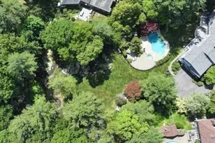 1 Grist Mill Ln, Hingham, MA 02043 - Photo 33