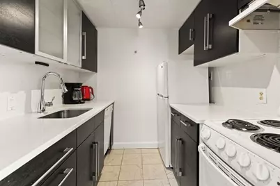 5 Grove Street #07, Boston, MA 02114 - Photo 5