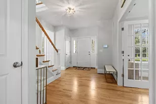 27 Spring Rd, Westborough, MA 01581 - Photo 3