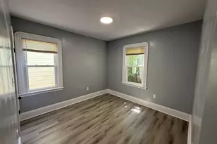 124 Potomska, New Bedford, MA 02740 - Photo 9