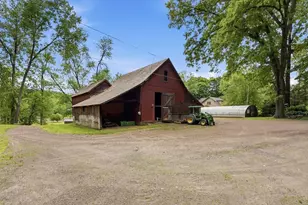 22 Conway Dr, Greenfield, MA 01301 - Photo 7