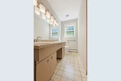 24 Cherry St, Spencer, MA 01562 - Photo 19