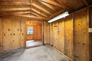 281 Chauncey Walker St, Belchertown, MA 01007 - Photo 19