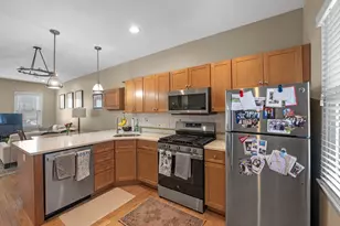 139 W 6th, Boston, MA 02127 - Photo 11