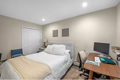 139 W 6th #1, Boston, MA 02127 - Photo 19
