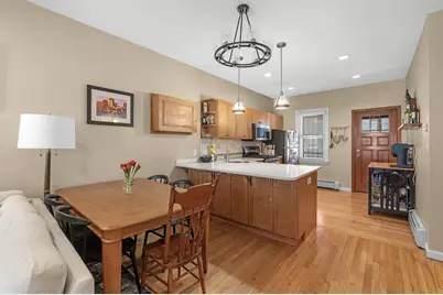 139 W 6th #1, Boston, MA 02127 - Photo 7