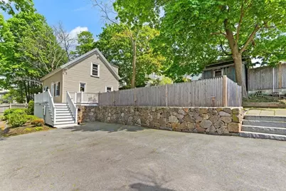 335 & 335R Cabot St, Beverly, MA 01915 - Photo 9