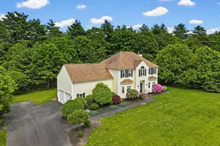 10 Amanda St, Middleborough, MA 02346 - Photo 3