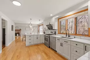 933 Liberty Square Rd, Boxborough, MA 01719 - Photo 13