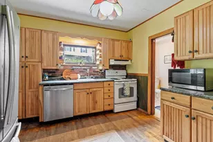 11 Wakefield St, Worcester, MA 01605 - Photo 13