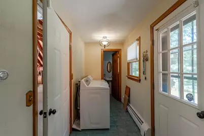 322 Spring St, Shrewsbury, MA 01545 - Photo 23