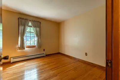 322 Spring St, Shrewsbury, MA 01545 - Photo 9