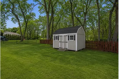 2 Hemenway Road, Framingham, MA 01701 - Photo 31