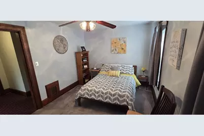 351 Davis Street, Greenfield, MA 01301 - Photo 15