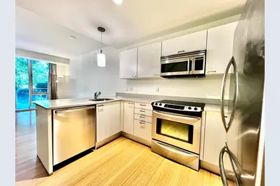 2 Earhart #121, Cambridge, MA 02141 - Photo 9