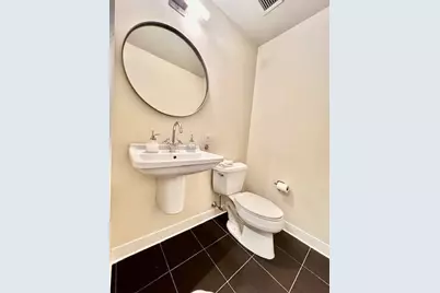 2 Earhart #121, Cambridge, MA 02141 - Photo 15