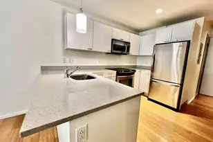 2 Earhart, Cambridge, MA 02141 - Photo 13