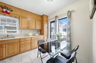 136 Hollis Ave, Quincy, MA 02171 - Photo 11