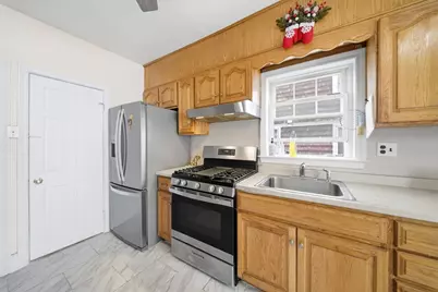 136 Hollis Ave, Quincy, MA 02171 - Photo 9