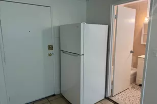 126 Beaver St, Framingham, MA 01702 - Photo 3