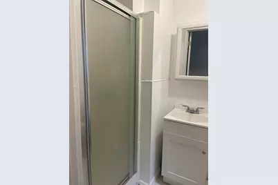 76 Maple St #2, Springfield, MA 01105 - Photo 5
