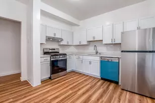 32 Hawthorne St, Boston, MA 02119 - Photo 7