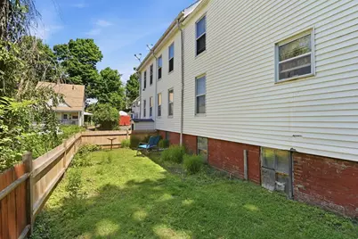 14 Norfolk St, Haverhill, MA 01830 - Photo 21