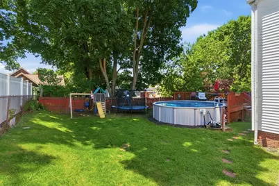 14 Norfolk St, Haverhill, MA 01830 - Photo 19