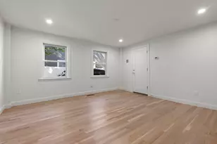85 School St, Boston, MA 02129 - Photo 3