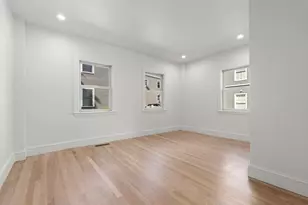 85 School St, Boston, MA 02129 - Photo 11
