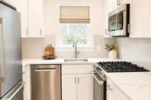 85 School St, Boston, MA 02129 - Photo 3