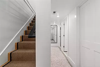 4 Everett Pl #1, Boston, MA 02128 - Photo 25