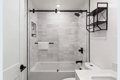 4 Everett Pl #1, Boston, MA 02128 - Photo 21