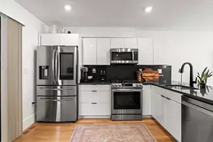 4 Everett Pl, Boston, MA 02128 - Photo 5