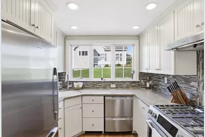 21 Sandstone Rd #21, Westford, MA 01886 - Photo 11