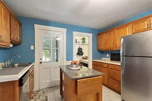 24 Bennett Pl, Leominster, MA 01453 - Photo 7