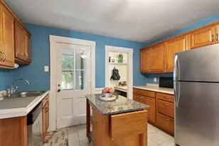 24 Bennett Pl, Leominster, MA 01453 - Photo 7