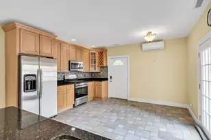 86 Brown St, Waltham, MA 02453 - Photo 5