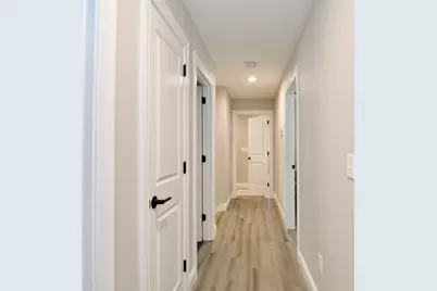 103 Oak Hollow Rd, Springfield, MA 01128 - Photo 33