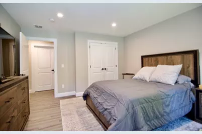 103 Oak Hollow Rd, Springfield, MA 01128 - Photo 31