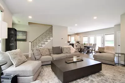103 Oak Hollow Rd, Springfield, MA 01128 - Photo 3