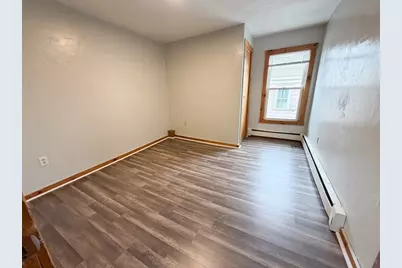 127 Austin St, Worcester, MA 01609 - Photo 9