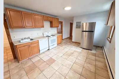 127 Austin St, Worcester, MA 01609 - Photo 3