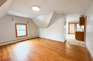 127 Austin St, Worcester, MA 01609 - Photo 5