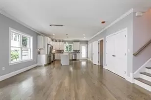 46 Murray Hill Rd, Boston, MA 02131 - Photo 7