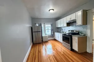 1028 N Shore Rd, Revere, MA 02151 - Photo 3