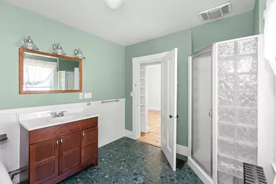 7 Main St, Essex, MA 01929 - Photo 27