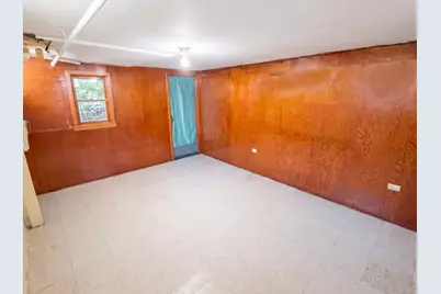 41 Hicks St, Chicopee, MA 01020 - Photo 15