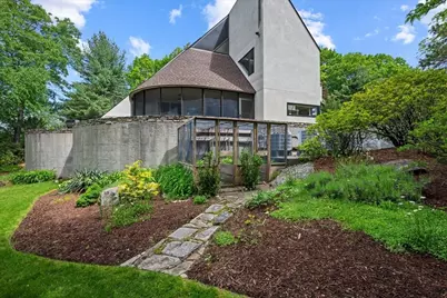 45 Hickory Dr, Worcester, MA 01609 - Photo 31